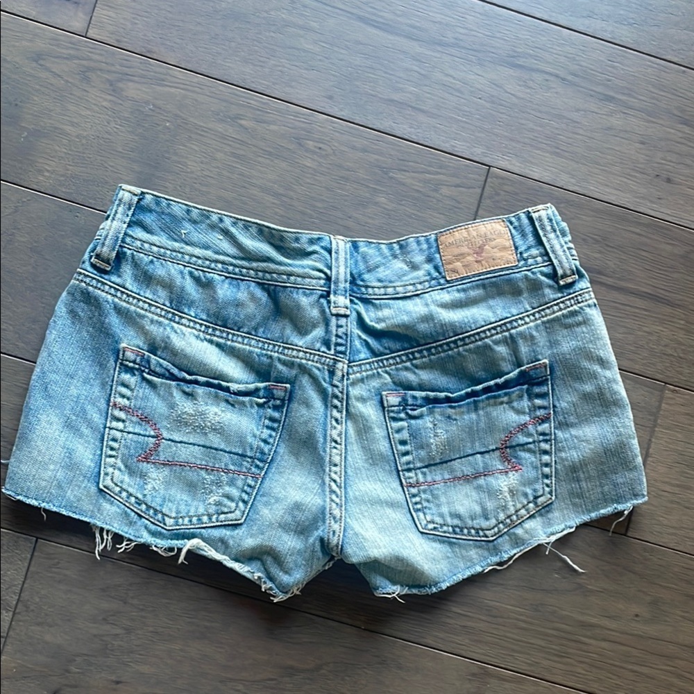 American Eagle shortie distressed 4 denim cutoff shorts